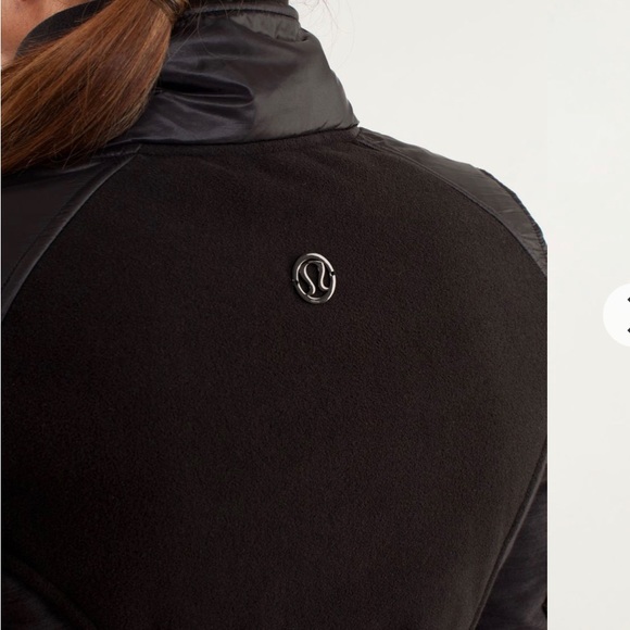 Black lululemon jacket. Rare! EUC! - Picture 8 of 8